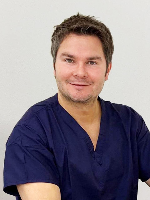 Onur Gilleard consultant plastic surgeon